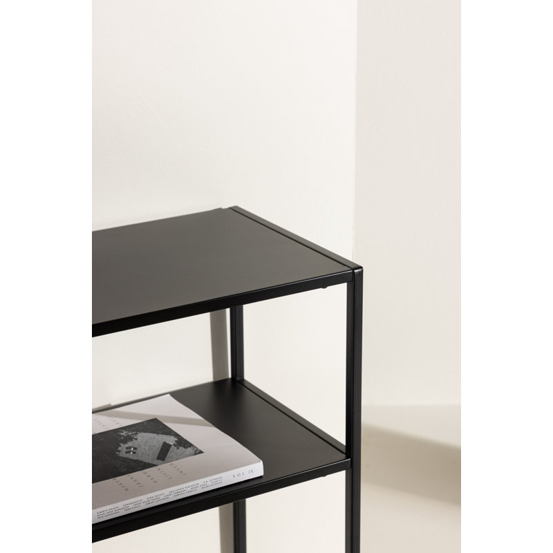Rocshelle End Table