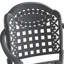 Ensemble de 4 chaises de jardin en aluminium moulé, structure noire, coussins bleus, design traditionnel à motifs rectangulaires, revêtement haute température, assise confortable, empilables, résistantes aux intempéries et au soleil.
