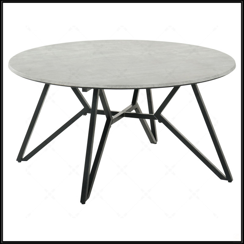 Table basse en ciment et bronze industriel