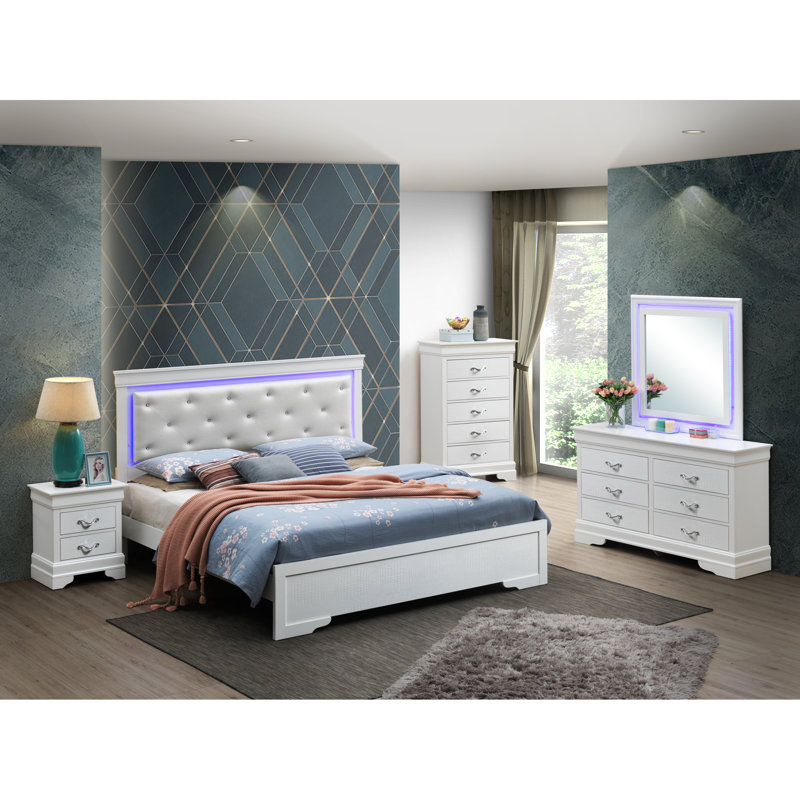 Comfortable Sleeping Space Particle Board Transitional Bedroom Use