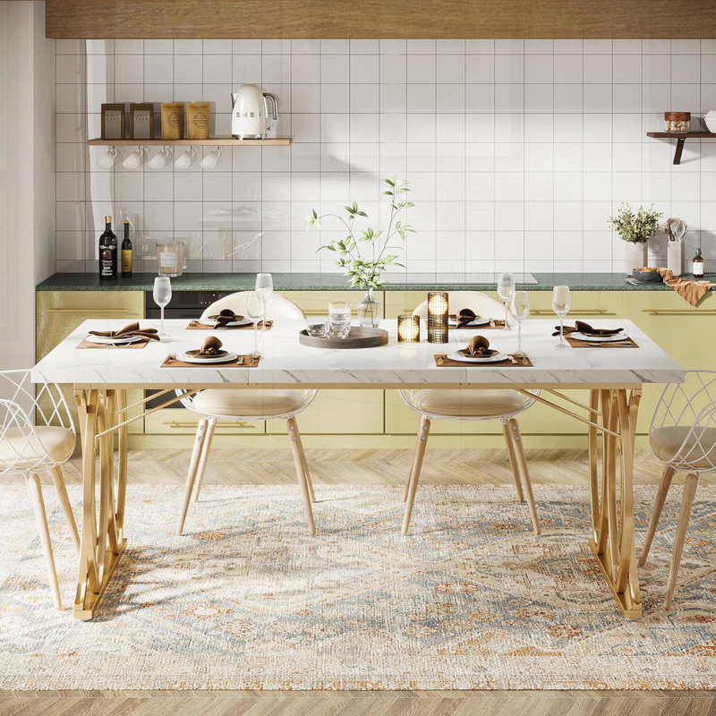 Table de salle à manger moderne avec faux marbre blanc doré, grand rectangulaire pour 4 à 6 personnes, pieds géométriques élégants pour la salle à manger ou la cuisine