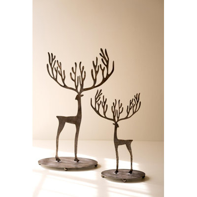 SET OF TWO RUSTIC METAL REINDEER
