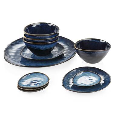 Mountain Bear Dinnerware Set - Lodge Dinnerware