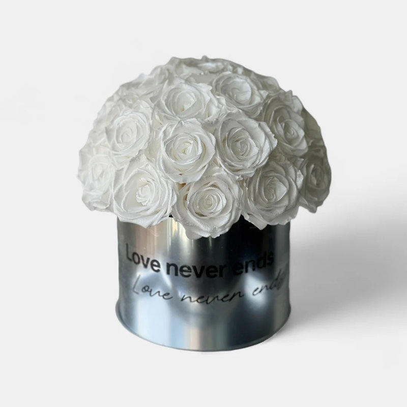 Arrangement floral de roses conservées, Blanc