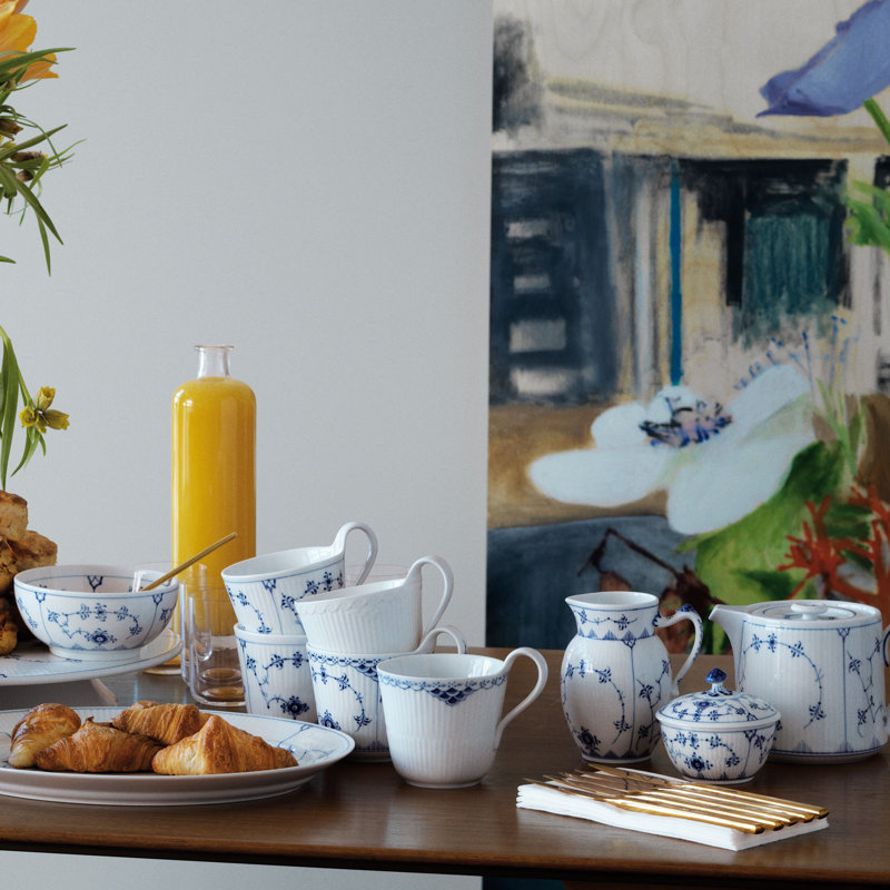 Blue Fluted Plain 0.78 qt. Porcelain Teapot - Thumbnail 3