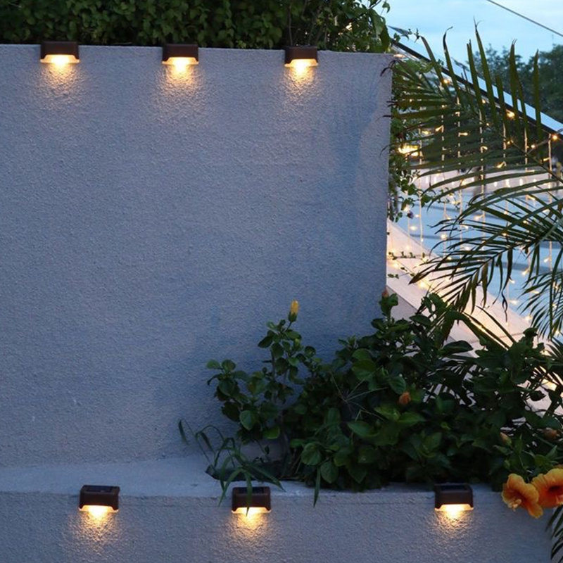  Ensemble de 8 lumières pour terrasse et patio à DEL avec énergie solaire noire intégrée