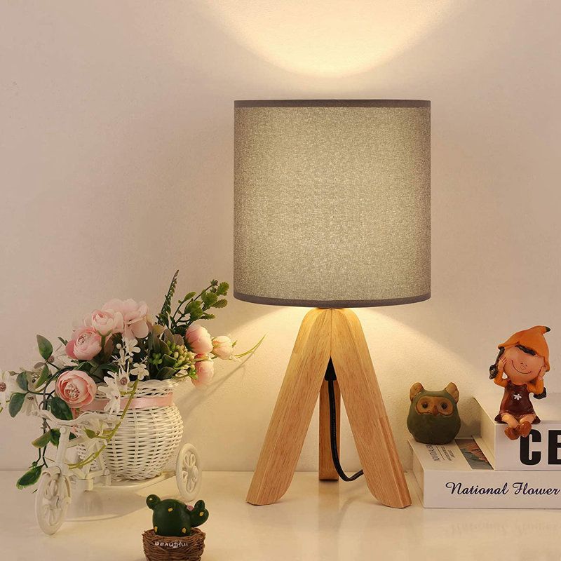 Lampe de chevet moderne avec base en bois et abat-jour en tissu gris