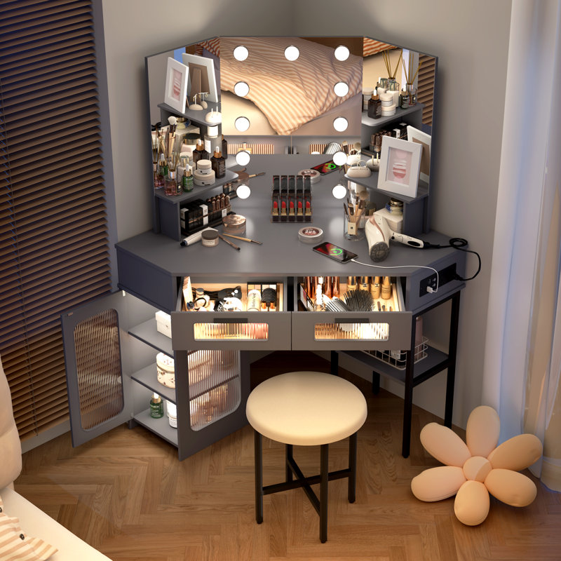 Chantle Modern Vanity with Lighted Mirror, Gray