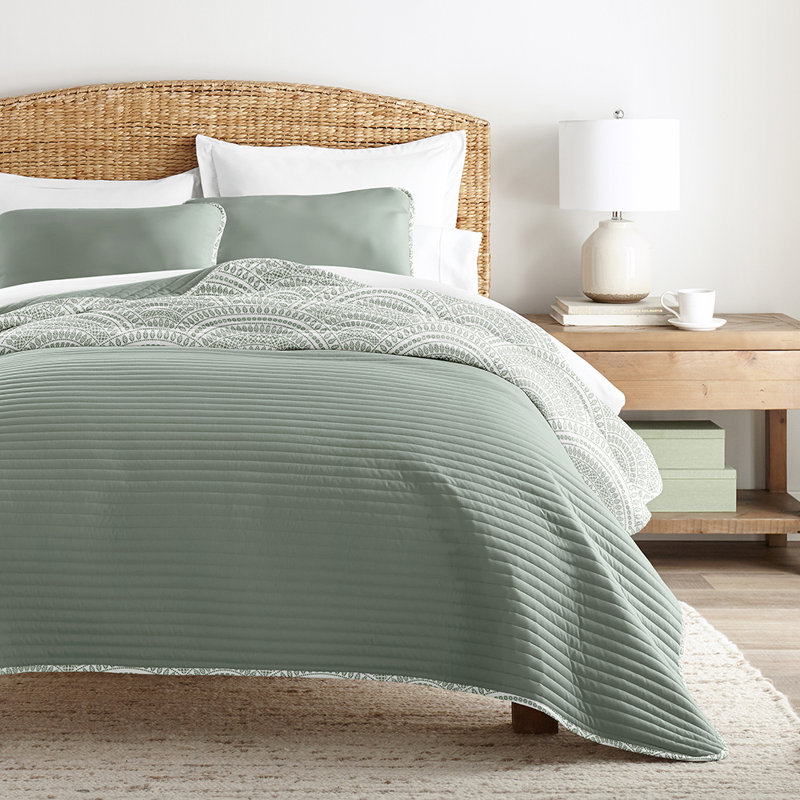 Becky Cameron Quilt, Eucalyptus, Twin Quilt + 1 Standard Sham