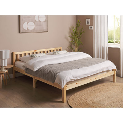 Jovita Bed