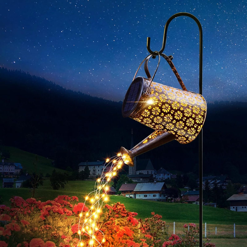 Lampe solaire pour jardin avec bouilloire