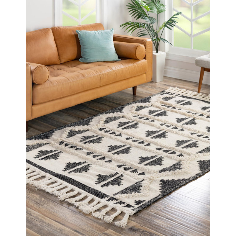 Annunciata Wool Moroccan Indoor Rug, Rectangle 2' x 3'1"