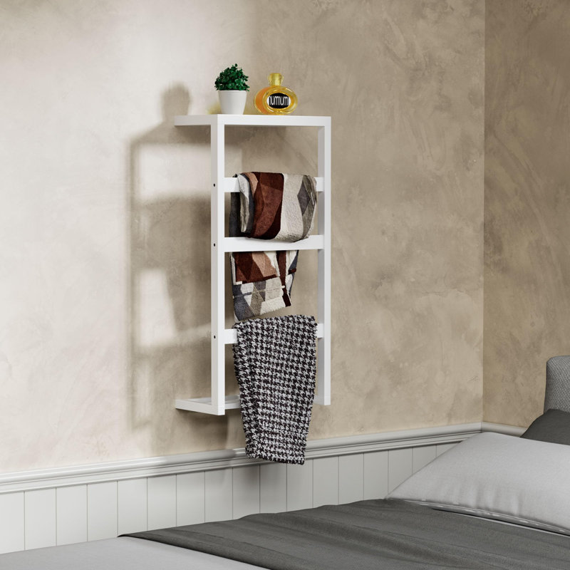 Bamboo Wall Blanket Ladder