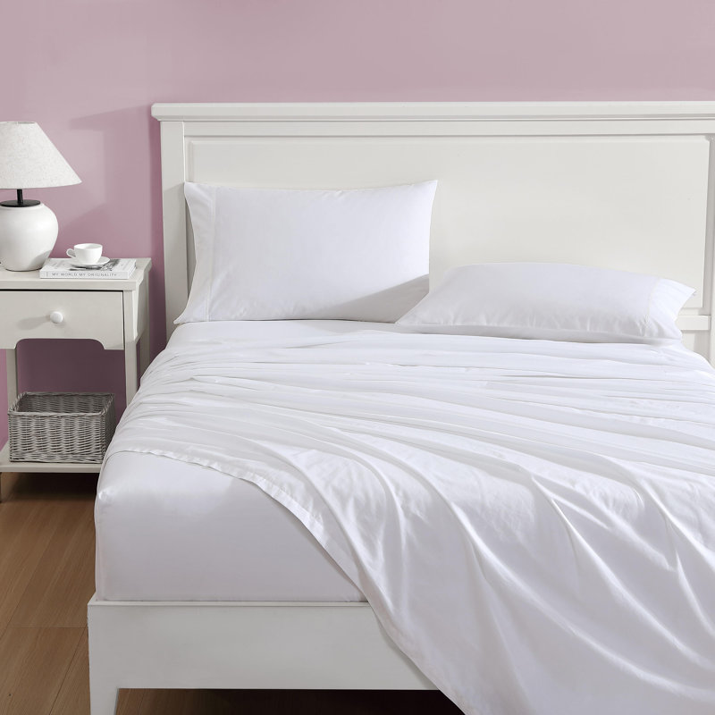 Laura Ashley Cotton Percale Scallop Embroidered Sheet Set, Queen Sheet Set with 2 Pillowcases, White