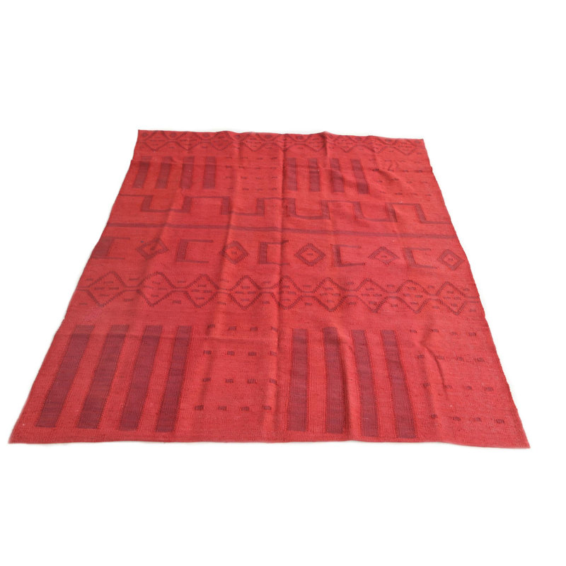 Tapis rouge 4 x 6 Petrella
