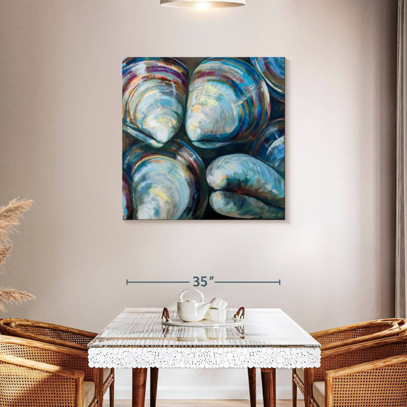 Aletra Salty II, 36'' H x 36'' W