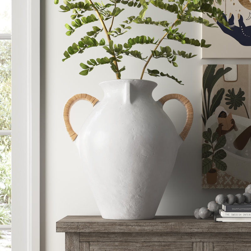 Vase de table en terre cuite, H 18,6 po x l 17,3 po x P 13,45 po, Blanc