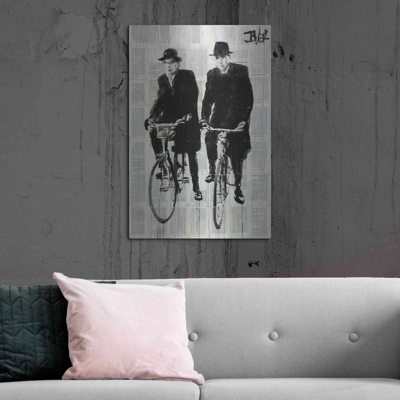 «Two Men On Bikes» par Loui Jover, H 36 po x l 24 po