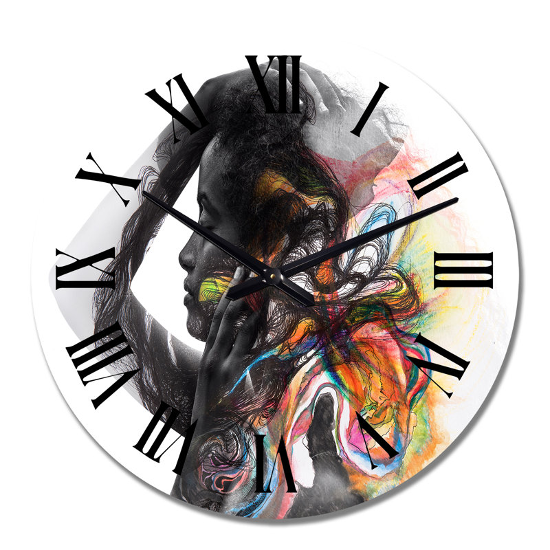 Portrait d'une femme afro-américaine multicolore - horloge murale glam, Moyen
