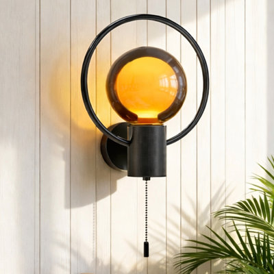Hardwired Modern Gold Wall Sconce, 1 G125 Bulb (1800K Soft White) Included, Globe Glass Wall Light with Pull Chain, Art Deco Sconce for Bedroom, Living Room, Bathroom Vanity, Hallway