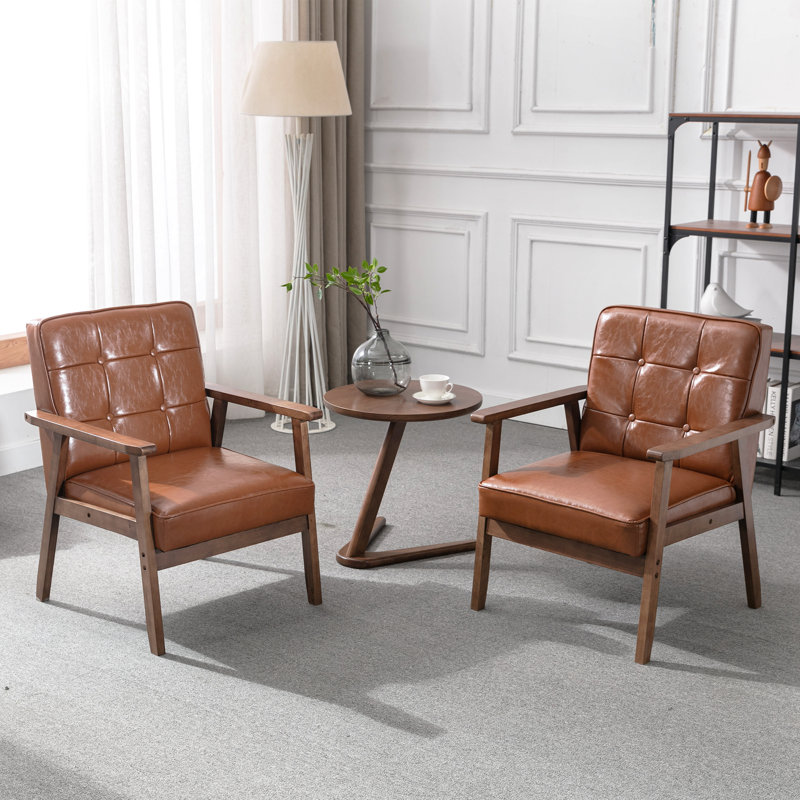 Chaise avec accoudoirs rembourrée Judeth et structure en bois massif (ensemble de 2), Similicuir brun, 2