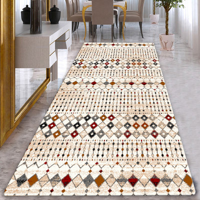Gullo Machine Woven Beige/Red/Green Rug