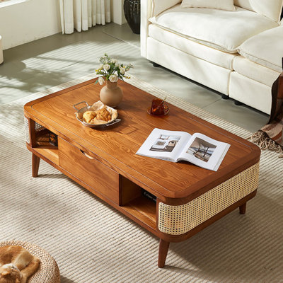 Table basse rectangulaire en bois massif noyer