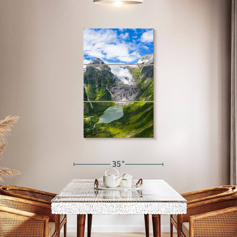 Alvord Idyllic Boyabreen Glacier