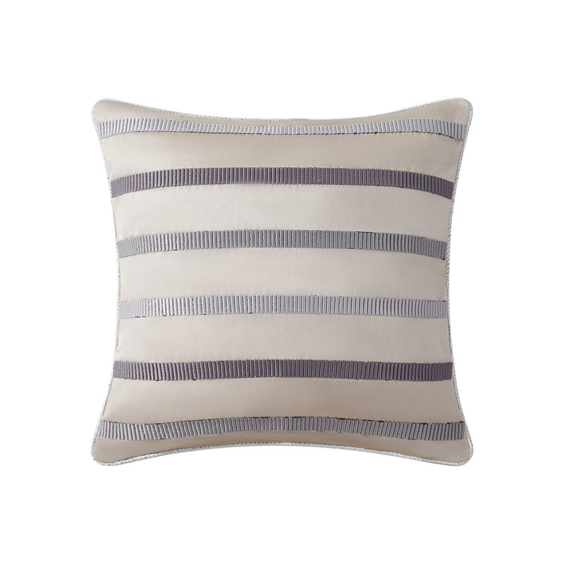 Coussin décoratif 18 po x 18 po Lorna