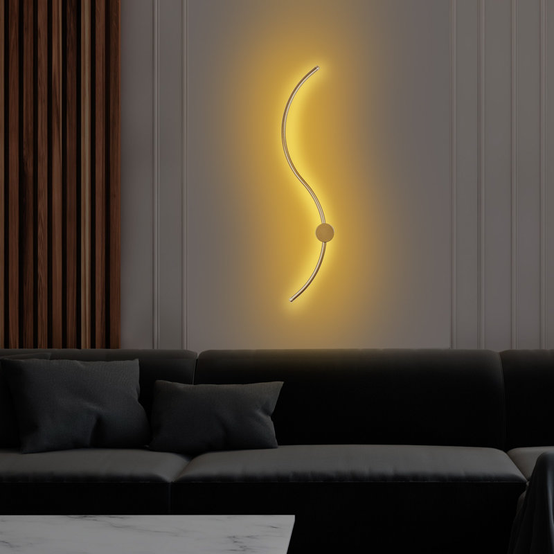 Modern Wall Lamp with Metal Body, Chrome Finish, 35.4 x 6.7 x 3.9 inches | SMD LED 14W Socket, IP20 Rated | Stylish Lighting for Living Room, Bedroom, or Office | Durable and Elegant Design