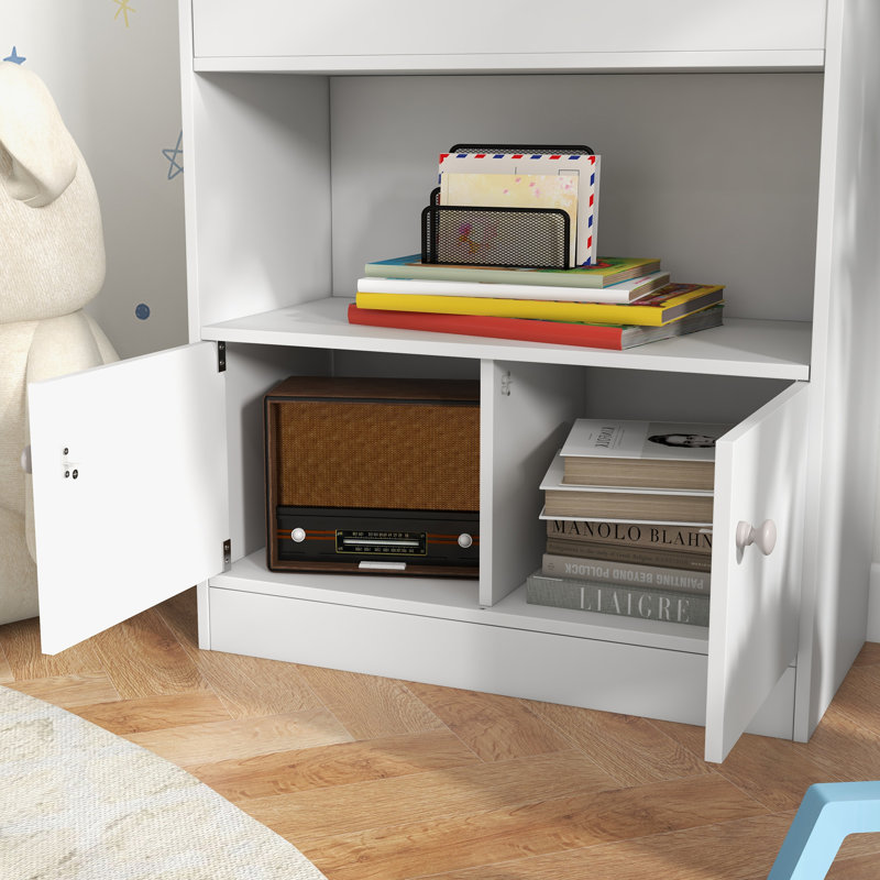 Aighleigh 39.45'' H X 23.5'' W Furniture Bookcase, White