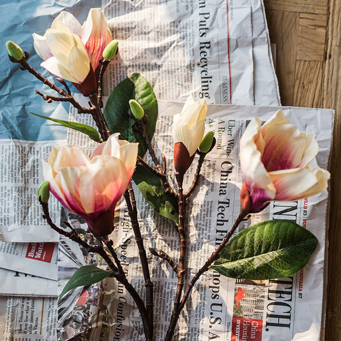 Tige de magnolia en soie, Rose, 3 tiges
