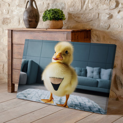 Toile, une scène fantaisiste mettant en vedette un canard jaune moelleux se tenant debout fièrement sur une couverture à motif doux