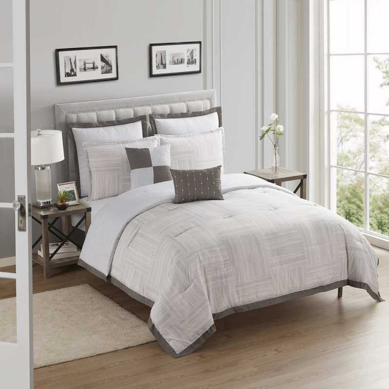 Walter 7 Piece Comforter Set, King Comforter + 4 Shams + 2 Throw Pillows
