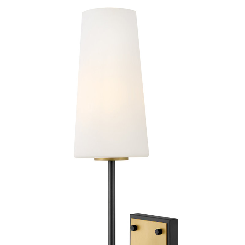 Hinkley Saunders Medium Single Light Sconce, Black