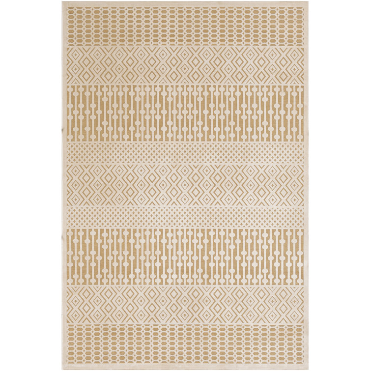 Camarillo Geometric Indoor Rug