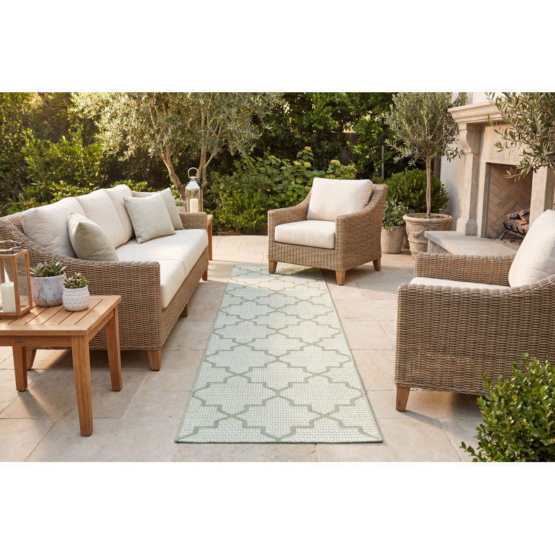 Tapis vert intérieur / extérieur Natoma, Tapis de couloir : 2 pi 2 po x 7 pi 7 po