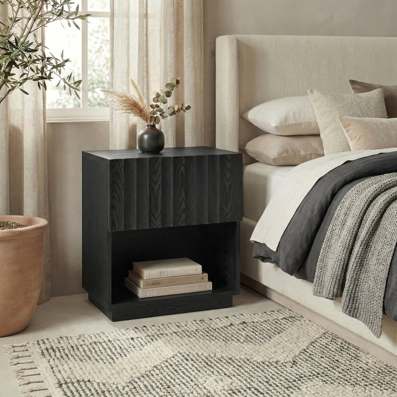 Jason 24" Wide Rectangular Fluted Nightstand in Black Grain, Black Grain