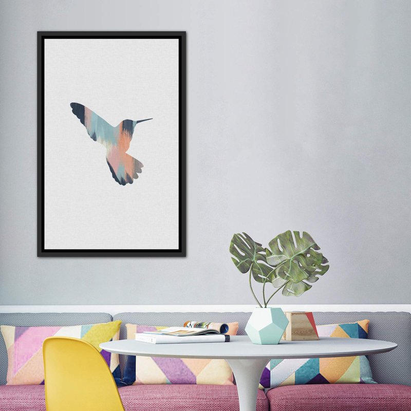 Pastel Hummingbird II - impression d'art graphique, H 40 po x l 26 po x P 1,5 po, Toile avec cadre noir patiné