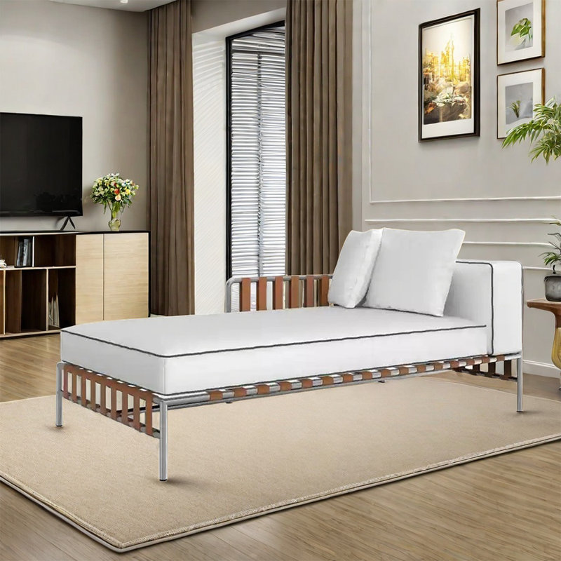 Chaise confortable en acier inoxydable, Orienté à droite