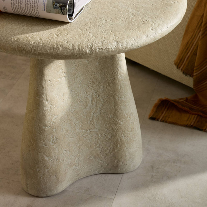 Rosso Outdoor End Table