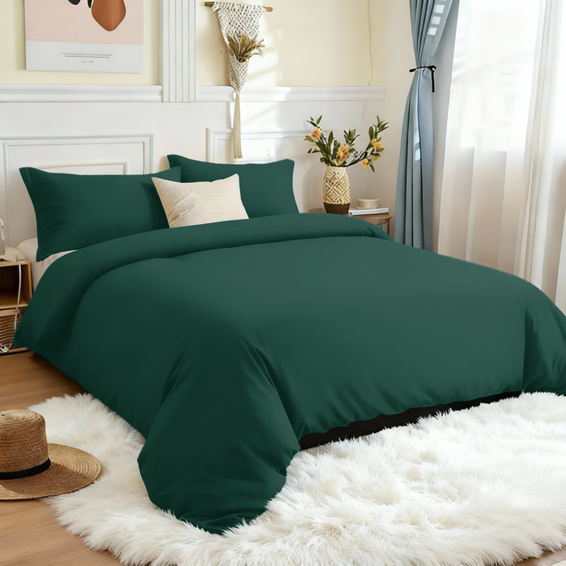 Microfiber 250 TC Reversible 4 piece Plain Duvet Cover Set with Pillowcases, Emerald