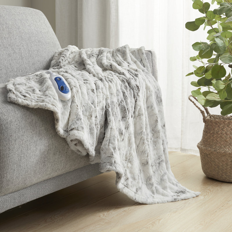 Jeté en fausse fourrure surdimensionné Beautyrest Zuri, Marbre naturel abstrait
