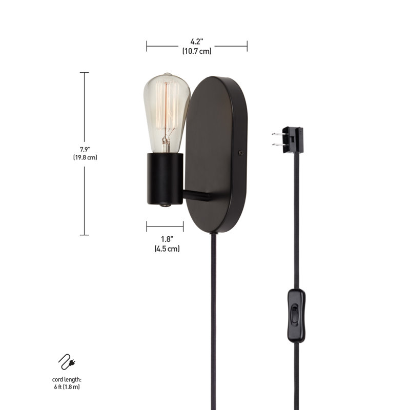 Hannelore Armed Sconce