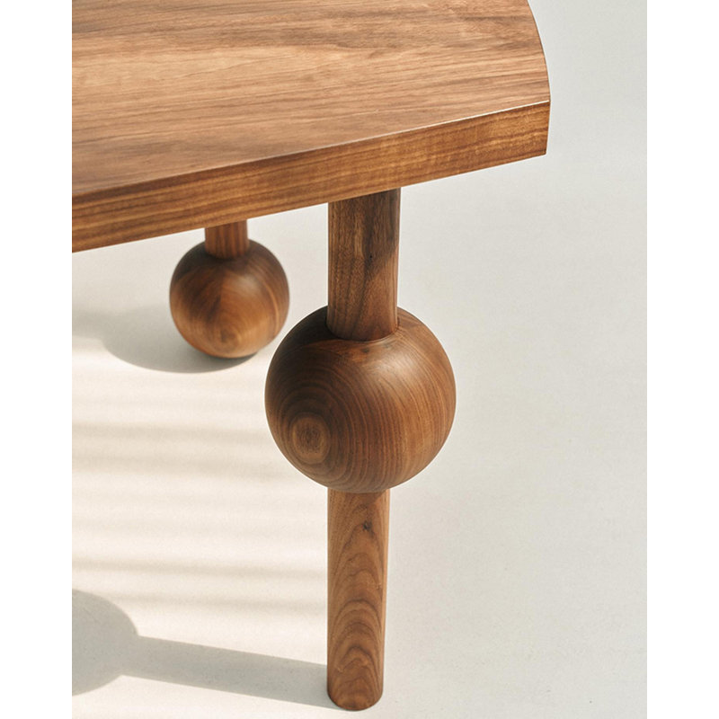 Table de salle à manger artistique rétro en bois massif de style rétro avec pieds de forme irrégulière