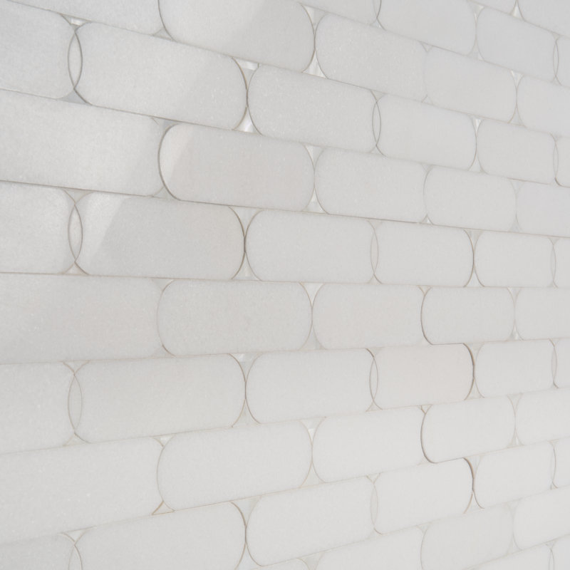 Carreau de mosaïque en marbre et laiton L 9,96 po x L 11,22 po Nostradam (0,77 pi2 / feuille), Blanc