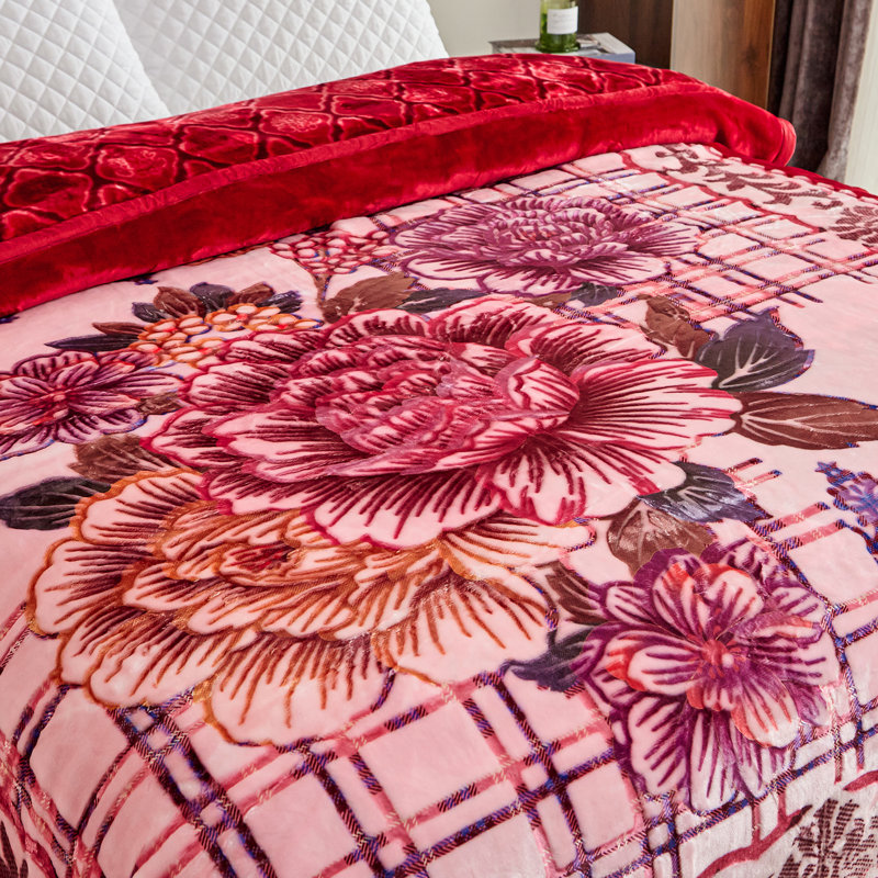 Couverture molletonnée pour lit très grand 2 plis JML®, 87 po x 94 po, 10,5 lb, Rouge / rose