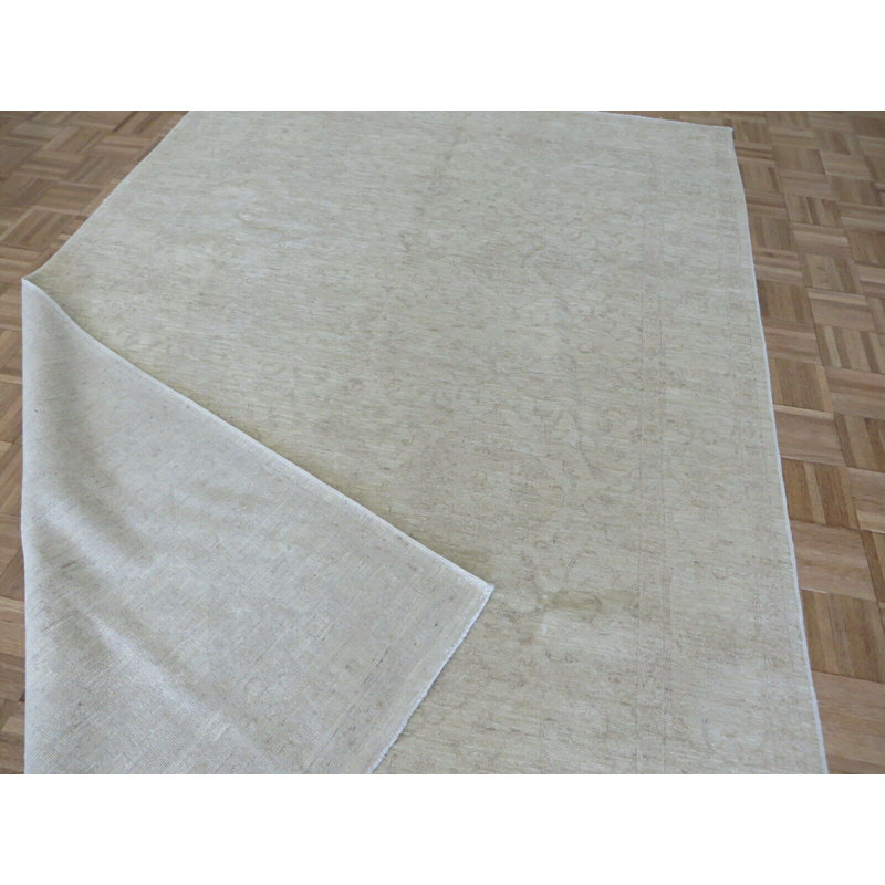 Tapis décoratif en laine de conception unique 5 pi 11 po x 8 pi 11 po Ezrah Ivoire noué à la main
