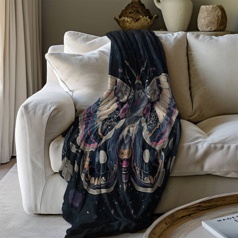 «Celestial Night Moth Whispers» - couverture en sherpa de qualité supérieure - reproduction d'art luxueuse, Lit simple