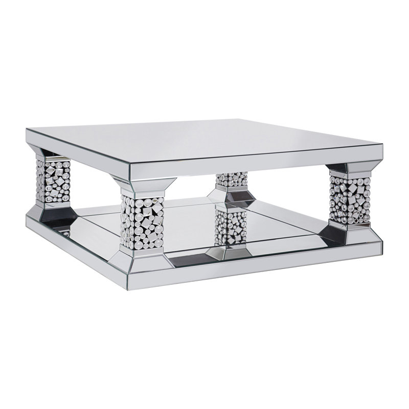 Table basse, miroir et fausses pierres précieuses